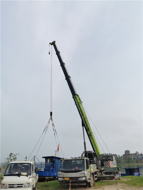 通海县桥梁建设吊装案例